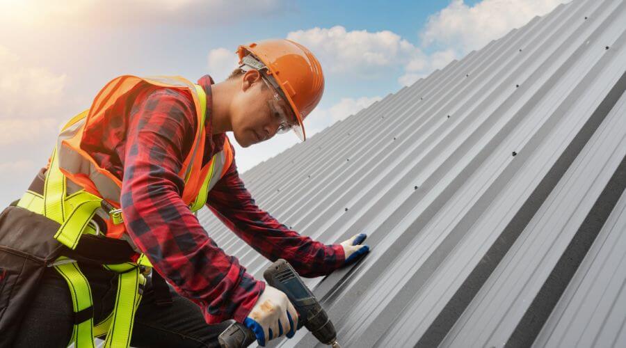 Professional Emergency Roof Repairs services in Huntley, MT